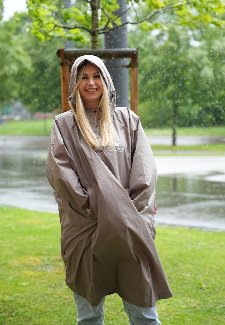 Vet-Concept X Reisenthel Regenponcho taupe Bild 2